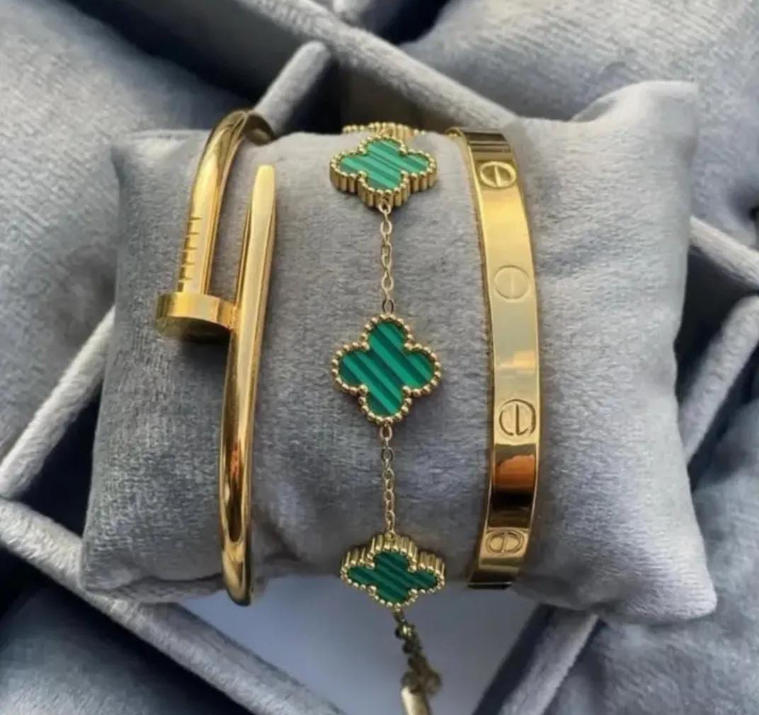 PACK OF 3 LUXE GREEN CLOVER-CARTIER-NAIL